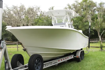Yellowfin 31 Center Console