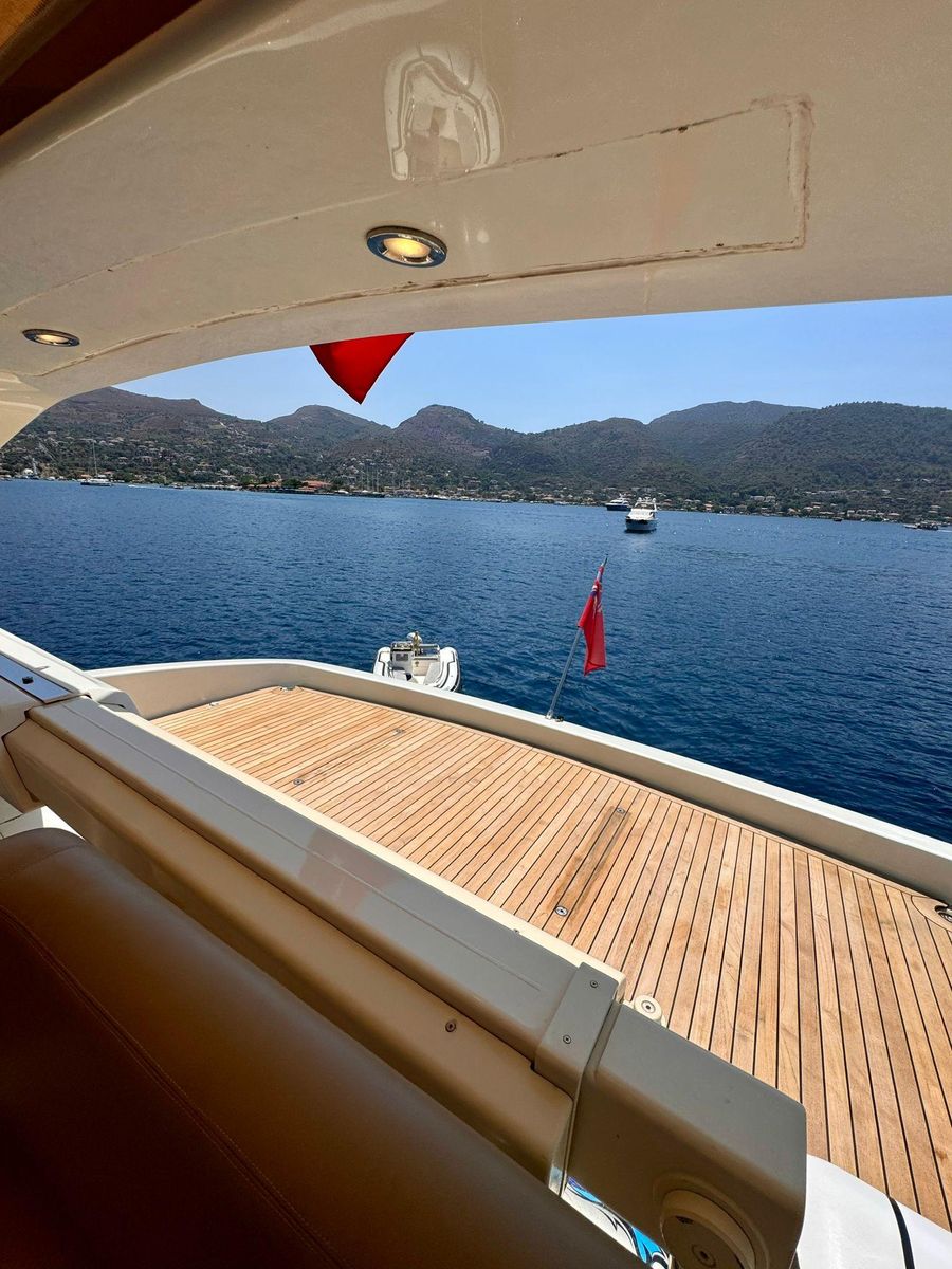 2010 Riva 75 