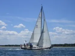 Chinook Yacht Photos Pics 