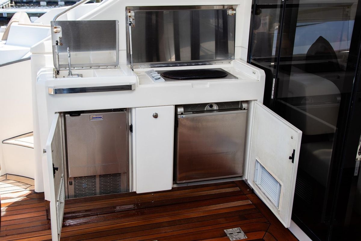 2009 Marquis 49 