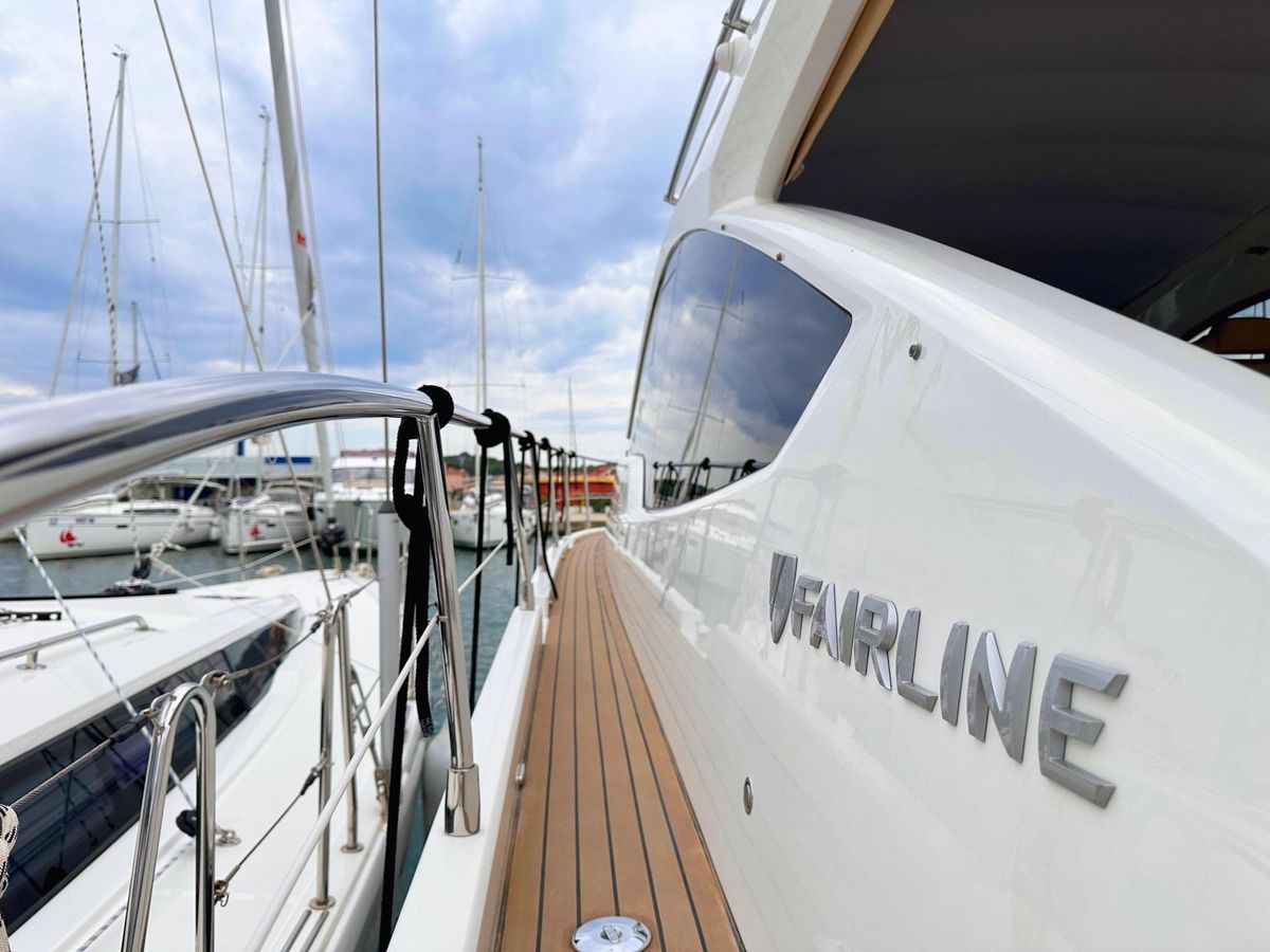 2014 Fairline 50 