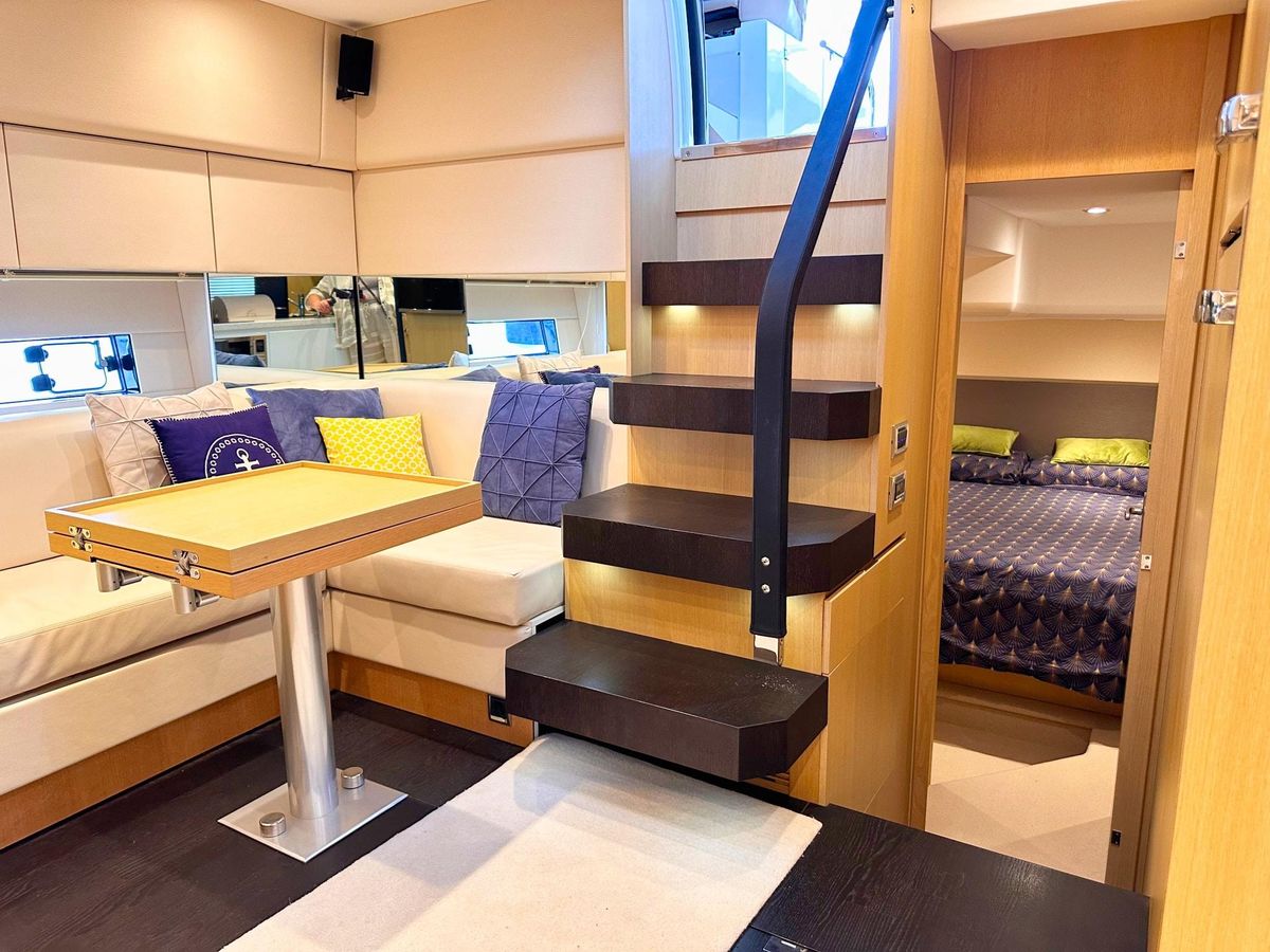 2014 Fairline 50 