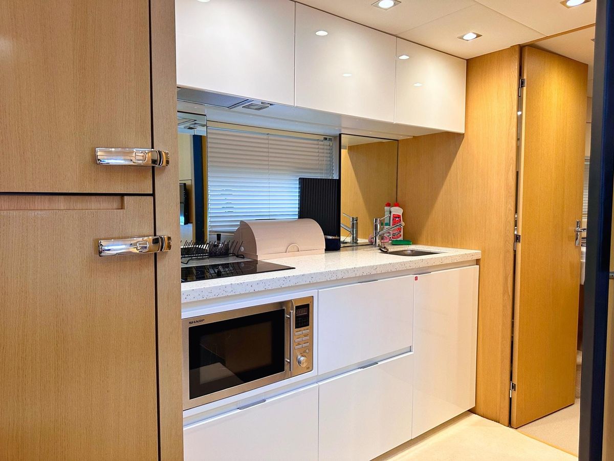 2014 Fairline 50 