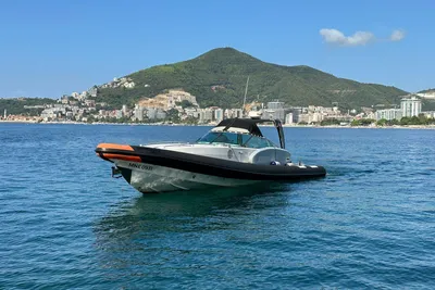 2014 Nordic Ocean Craft Arctic Blue 37 - Volvo Penta D6-370 TWIN