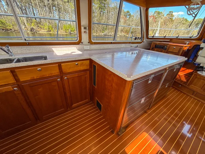 See Level Yacht Photos Pics Refrigerator Doors