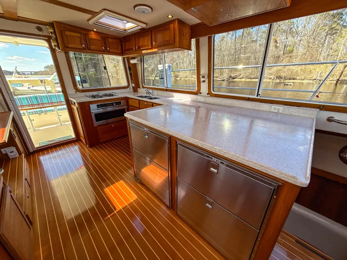 See Level Yacht Photos Pics Galley with Entrance Port