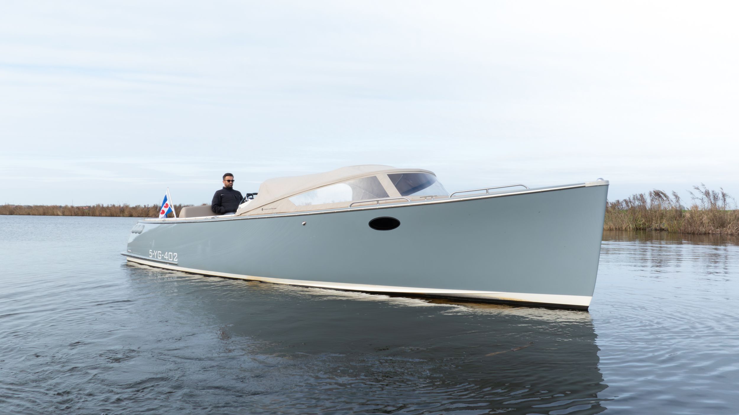 2023 AdmiralsTender X28