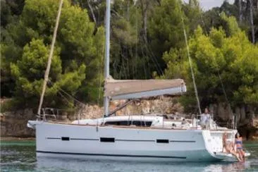 2017 Dufour 460 Grand Large