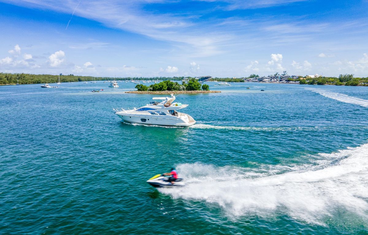2005 Azimut 55 