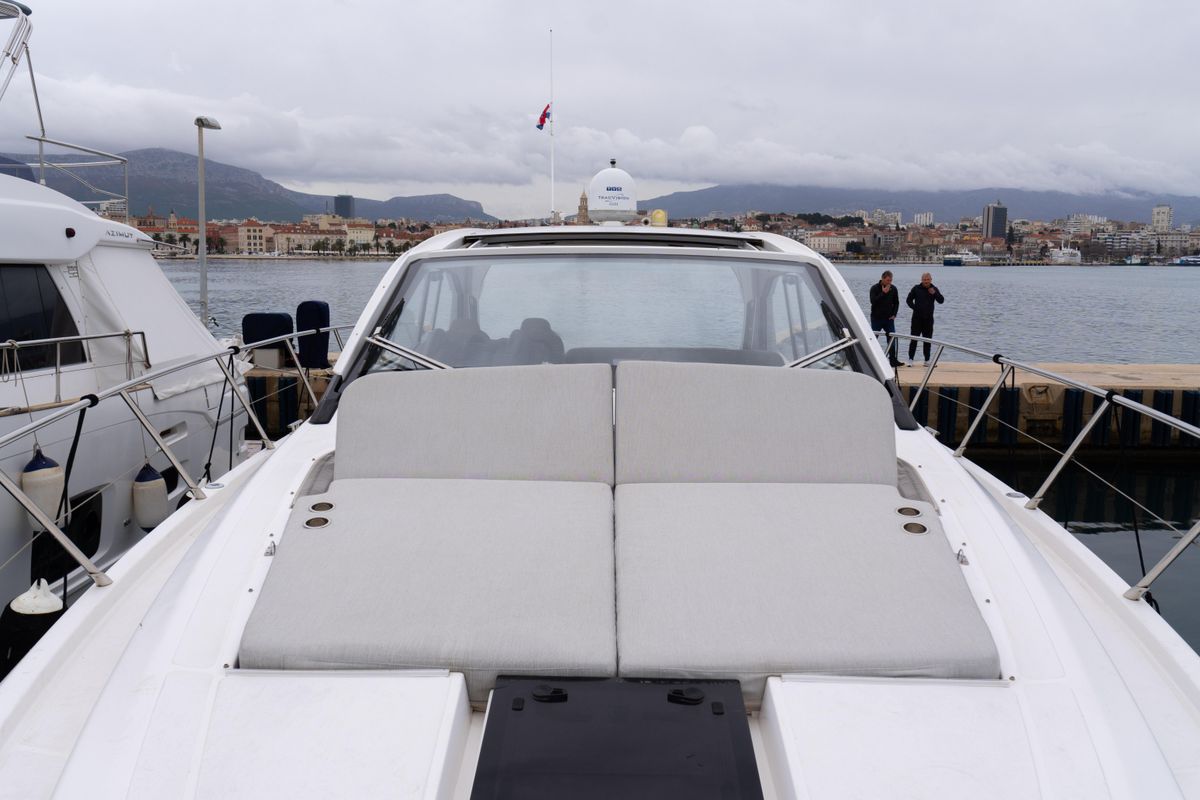 2019 Azimut 53 