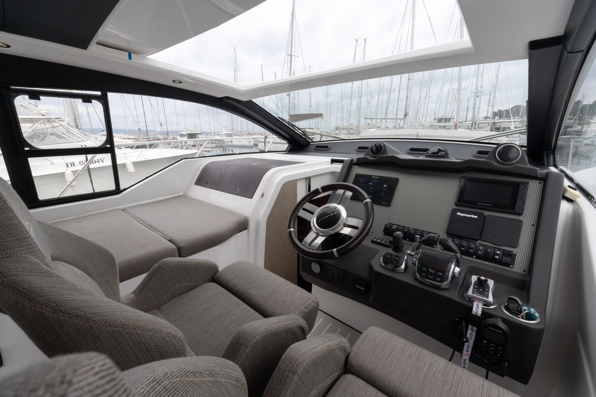 2019 Azimut 53 