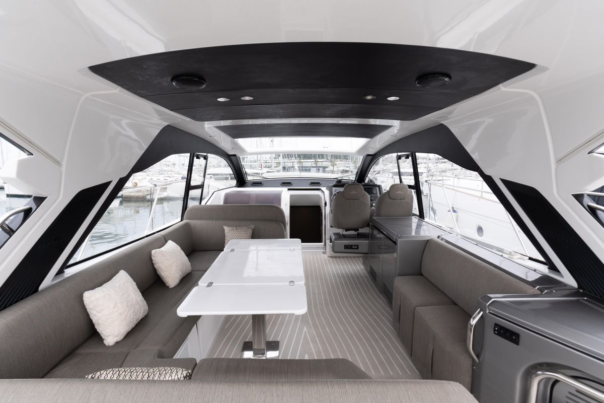 2019 Azimut 53 