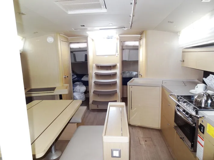 Tabula Rasa Yacht Photos Pics 