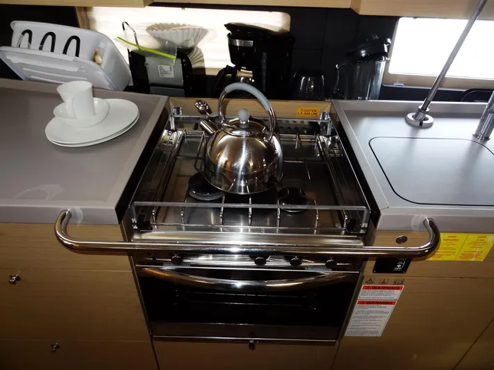 Tabula Rasa Yacht Photos Pics 