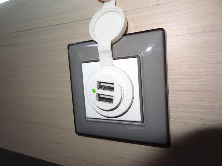 Tabula Rasa Yacht Photos Pics 