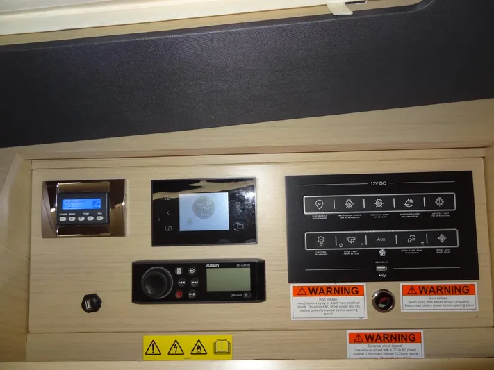 Tabula Rasa Yacht Photos Pics 