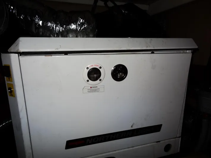 Tabula Rasa Yacht Photos Pics 