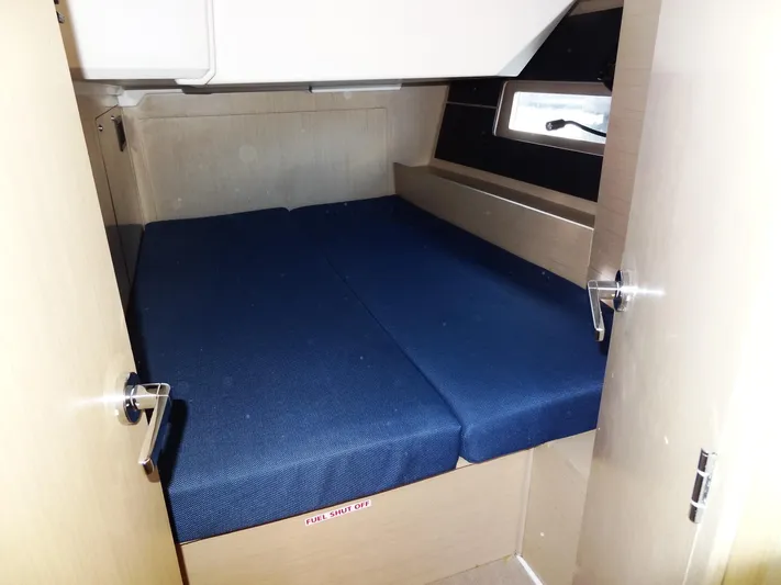 Tabula Rasa Yacht Photos Pics 