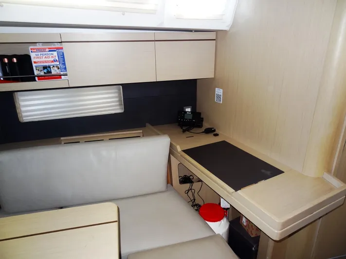 Tabula Rasa Yacht Photos Pics 