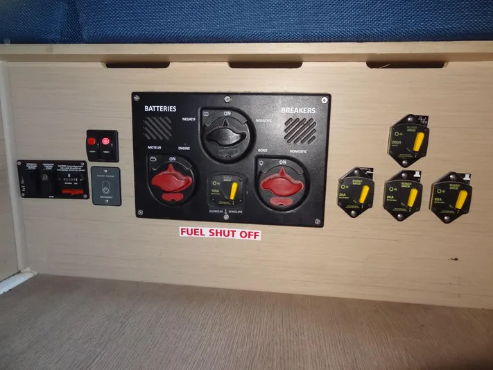 Tabula Rasa Yacht Photos Pics 