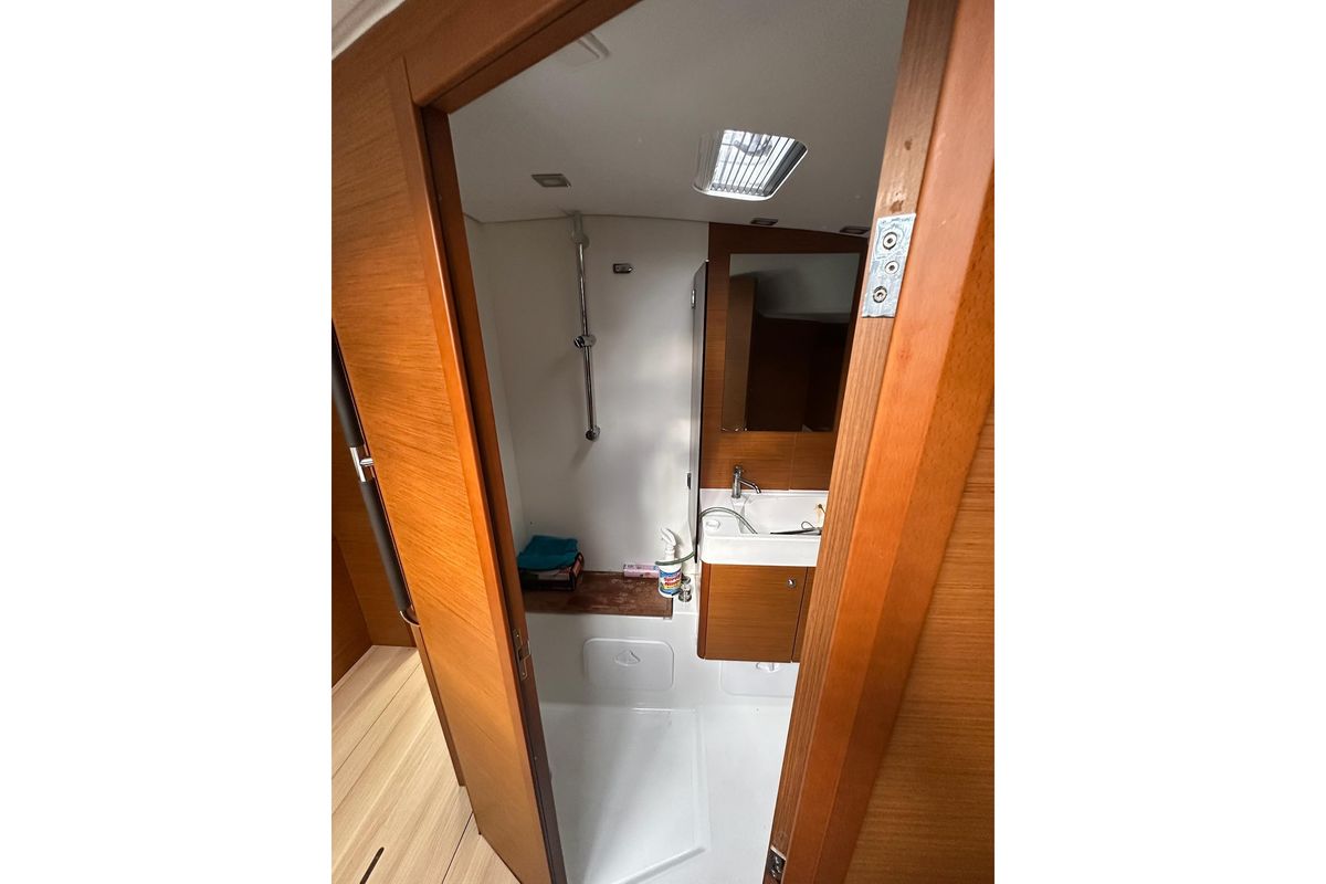 2018 Jeanneau 47 
