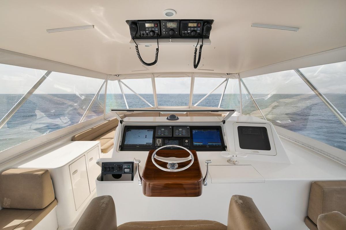 2005 Ocean Yachts 73 
