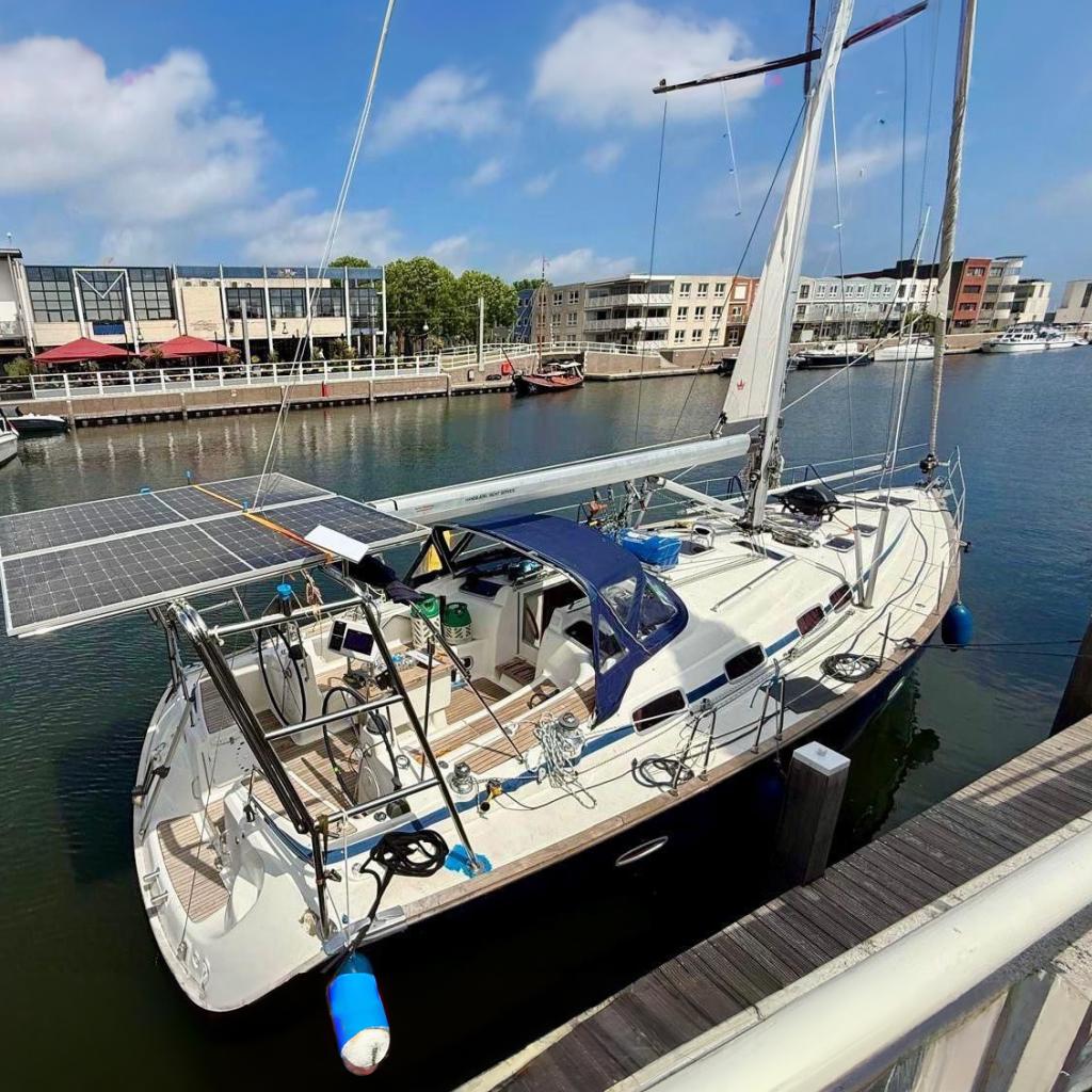 2006 Bavaria Cruiser 46