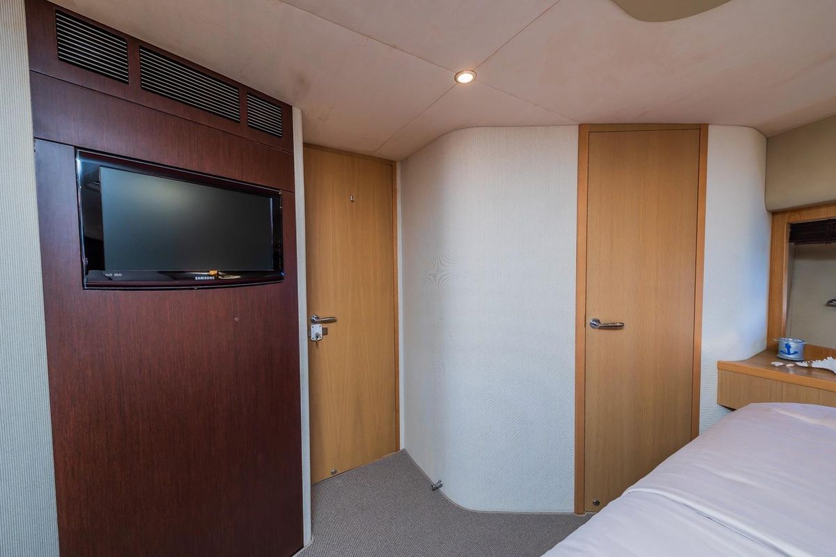 2009 Princess 78 