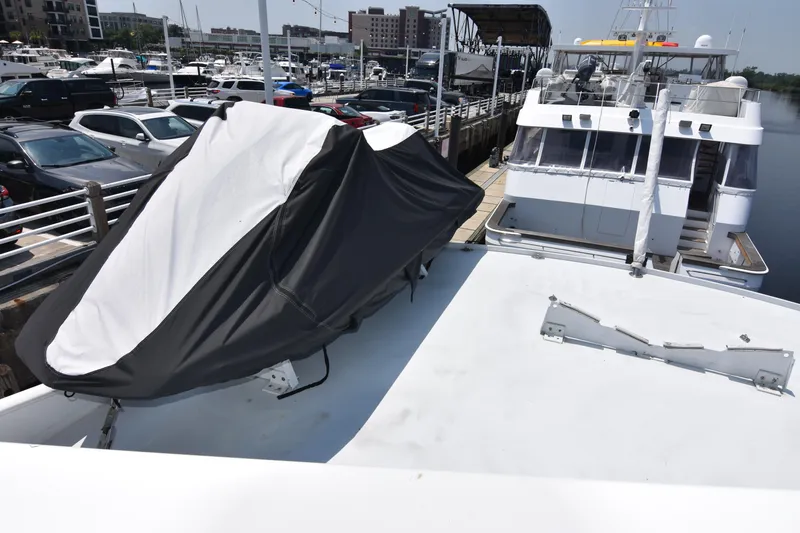 Happy Ours Yacht Photos Pics 