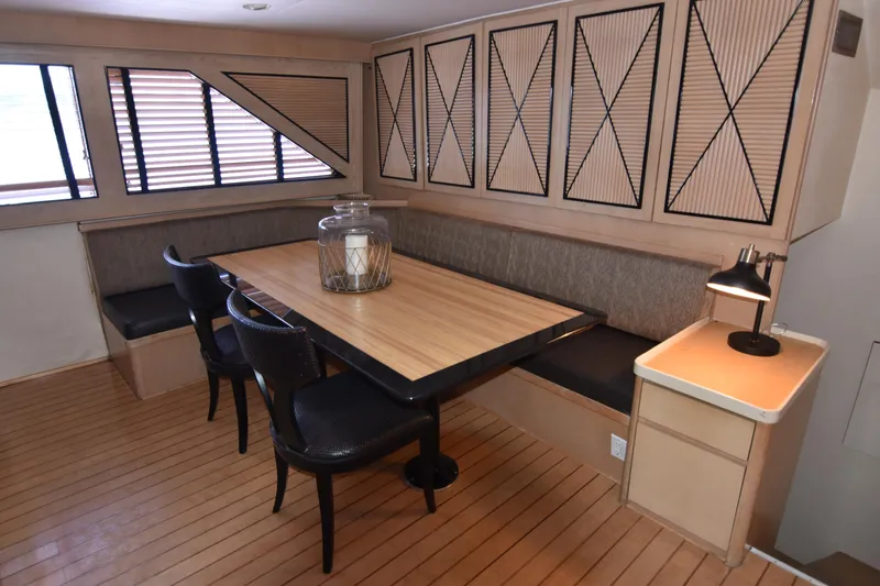 Happy Ours Yacht Photos Pics 