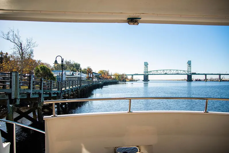 Happy Ours Yacht Photos Pics 