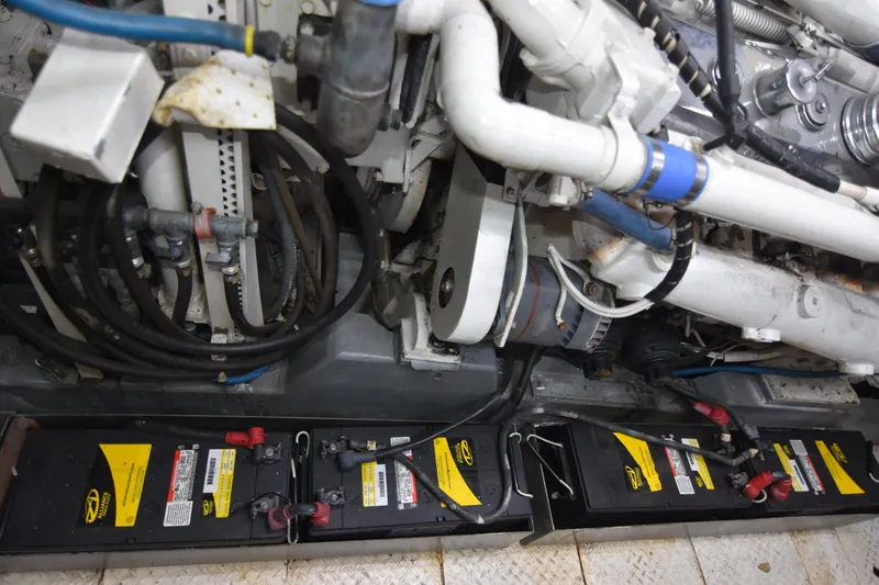 Happy Ours Yacht Photos Pics 