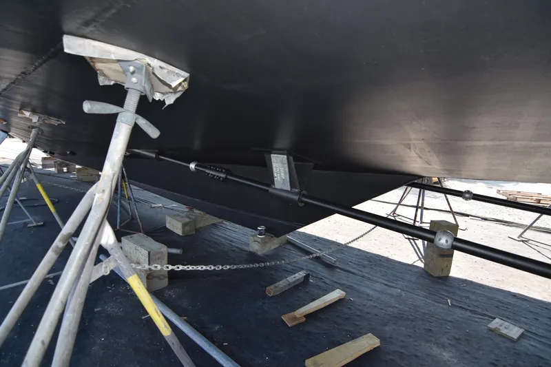 Happy Ours Yacht Photos Pics 