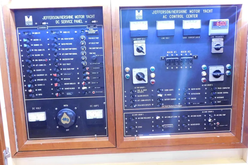 Driftwood Yacht Photos Pics Control panels of a 1995 Jefferson 52 Riviana Cockpit Motor Yacht.