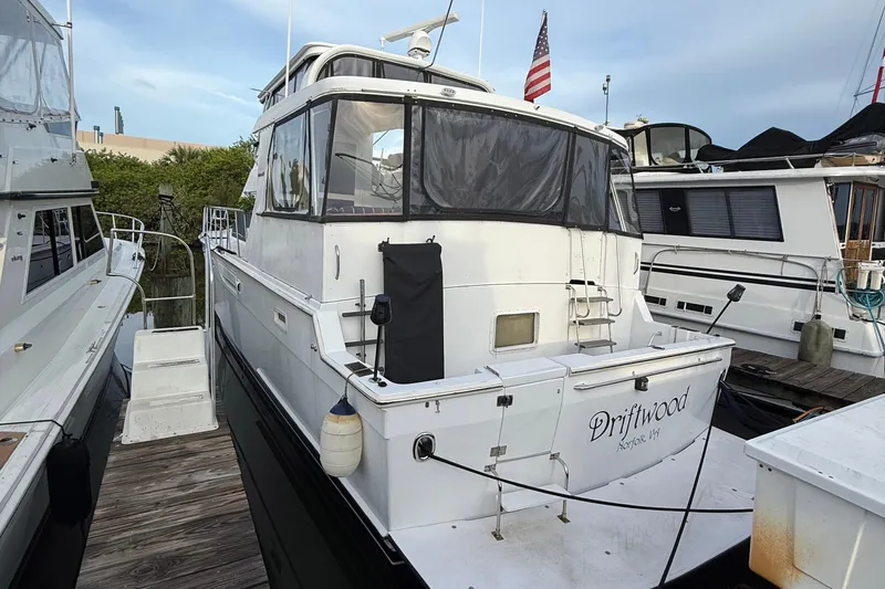 Driftwood Yacht Photos Pics 1995 Jefferson 52 Riviana Cockpit MY yacht named Driftwood docked at marina.