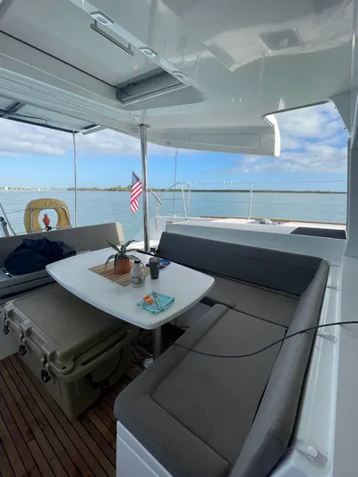 Nomadic Yacht Photos Pics 