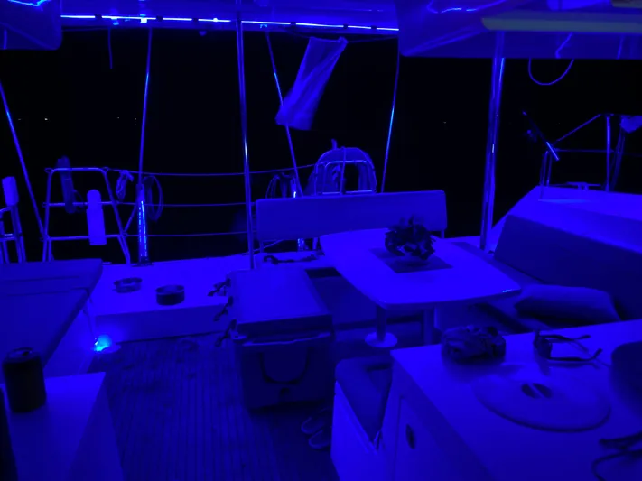 Nomadic Yacht Photos Pics 