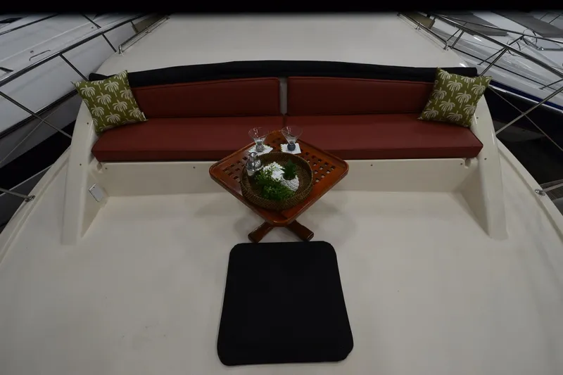  Yacht Photos Pics 1990 Jefferson 52 Marquessa ED yacht deck with seating and table setup.