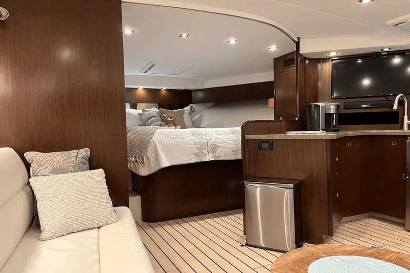 Somervilla Yacht Photos Pics 