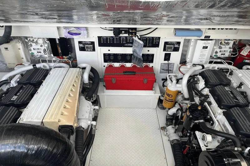 Somervilla Yacht Photos Pics 