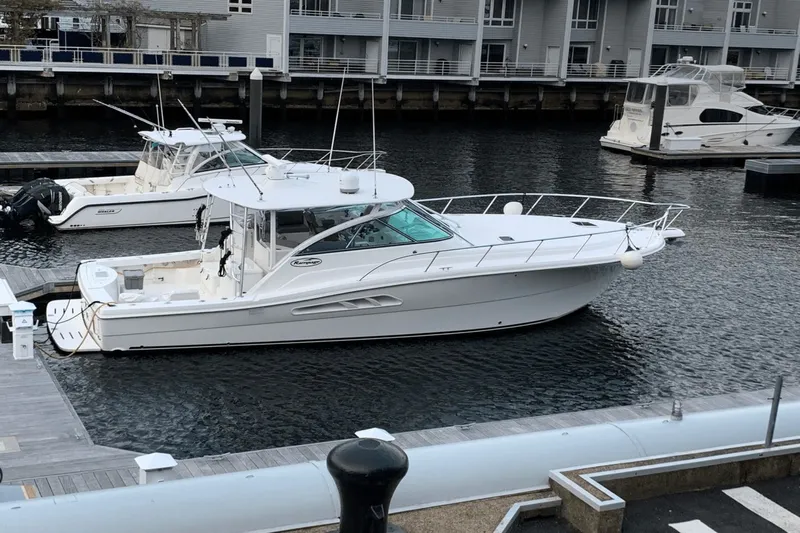 Somervilla Yacht Photos Pics 