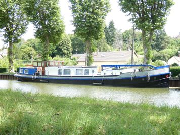 Luxemotor Dutch Barge