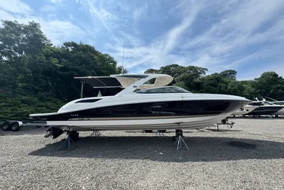 Sea Ray 35SLX