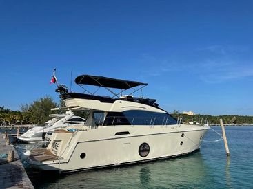 2017 50' Monte Carlo-Flybridge Benito Juarez, MX