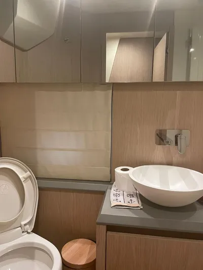 Venetus Yacht Photos Pics 