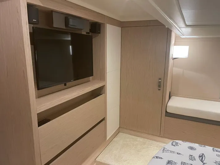 Venetus Yacht Photos Pics 