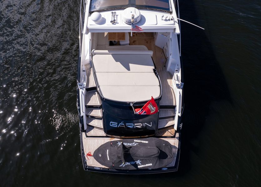 2012 Sunseeker Predator 54