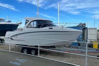 Beneteau Antares 7 OB V2