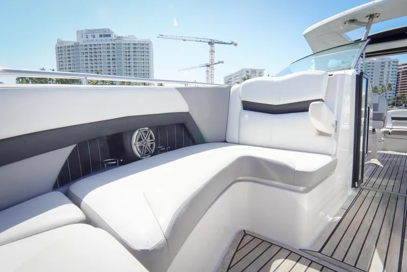  Yacht Photos Pics 2017 Four Winns H350 boat interior with white seating and modern design.