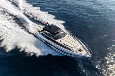 2025 Sunseeker Superhawk 55
